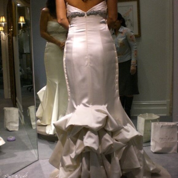 WEDDING GOWN - Priscilla of Boston - size 8 - Picture 3 of 7